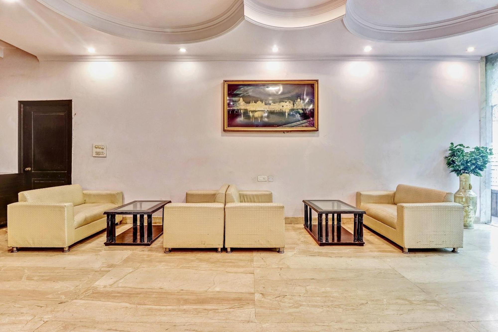 Hotel O Grand Central Delhi Kültér fotó